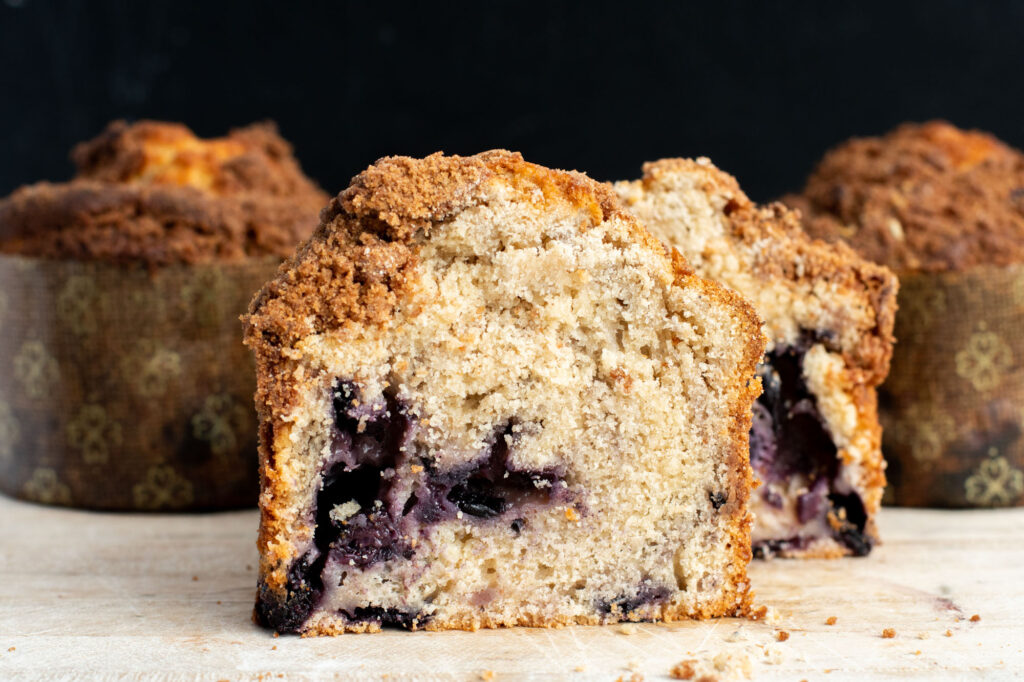 muffin_Blueberry-Buckle-3-CRUST-a-baking-company-Fenton-MI